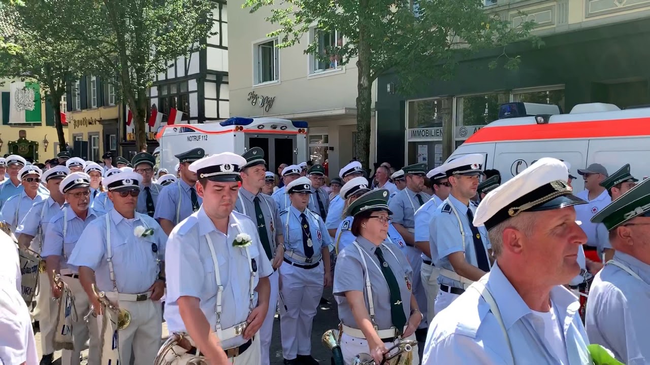 Schützenfest Ratingen 2019 - 04. August - Aufmarsch des 1. Zuges auf den Marktplatz