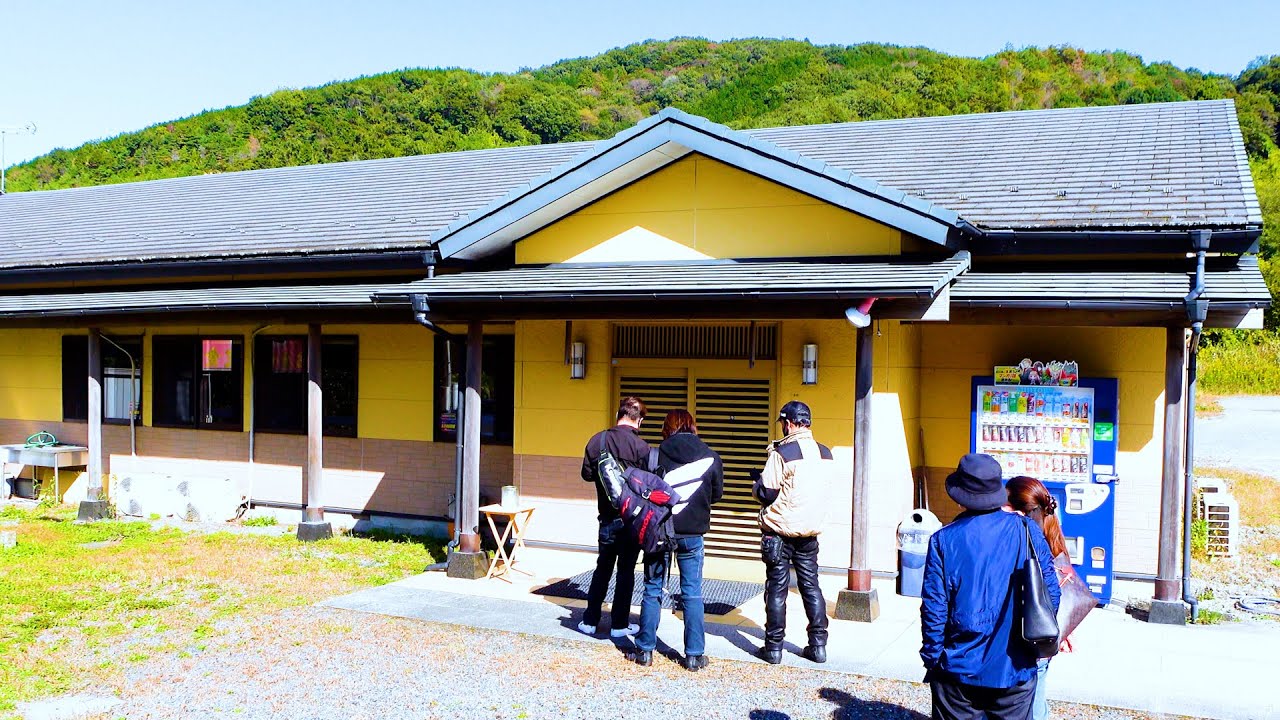 From ordinary to FAMOUS overnight! | HUGE servings at Tokujiro Shokudo in Sakuragawa City, Ibaraki