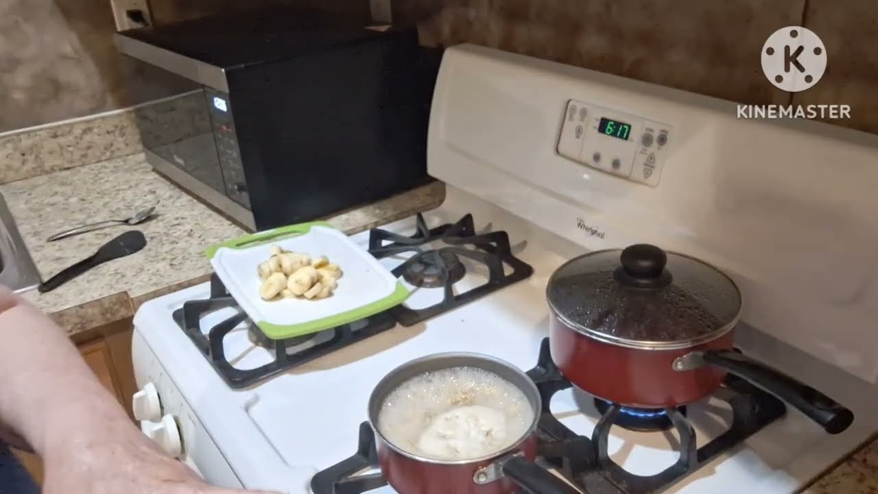 Присоединяйтесь ко мне — я готовлю вкусный завтрак 😋