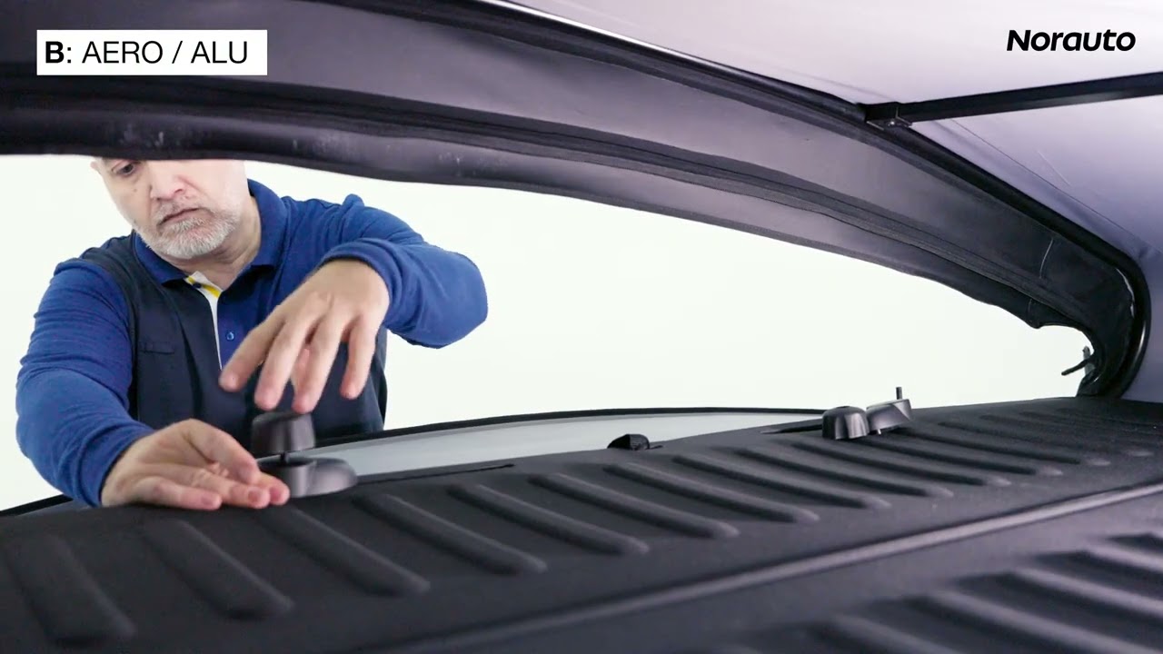 Coffre de toit pliant NORAUTO Bermude Flex en tissu gris 540L disponible sur Norauto.fr