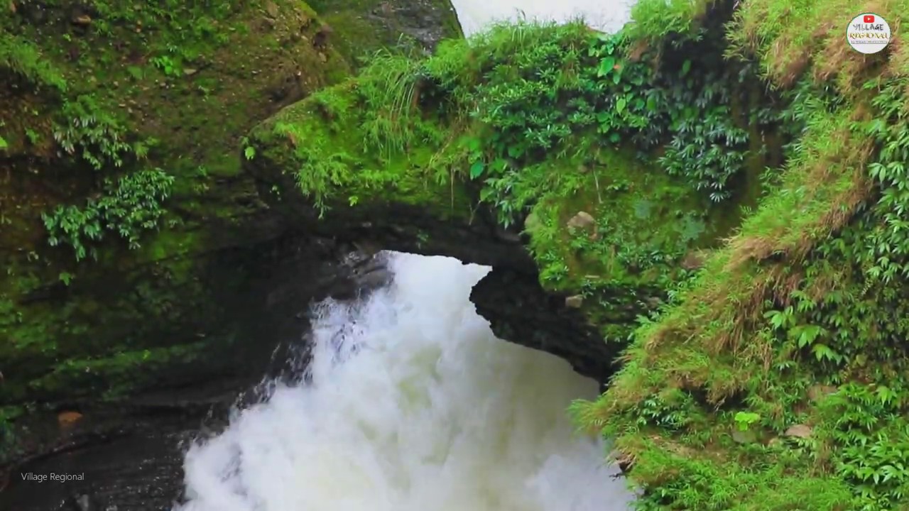 Nepal - Davis Water fall नेपाल का सबसे पुराना जिसका पानी पाताल में जाकर गिरता  है