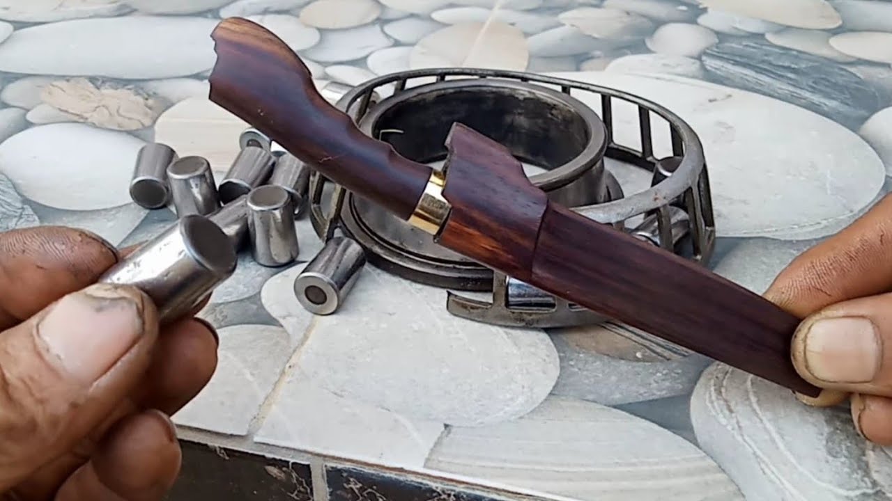 sangat rumit,membuat pisau mungil dari BIJI bearing/beautiful knife forging from bearing seeds