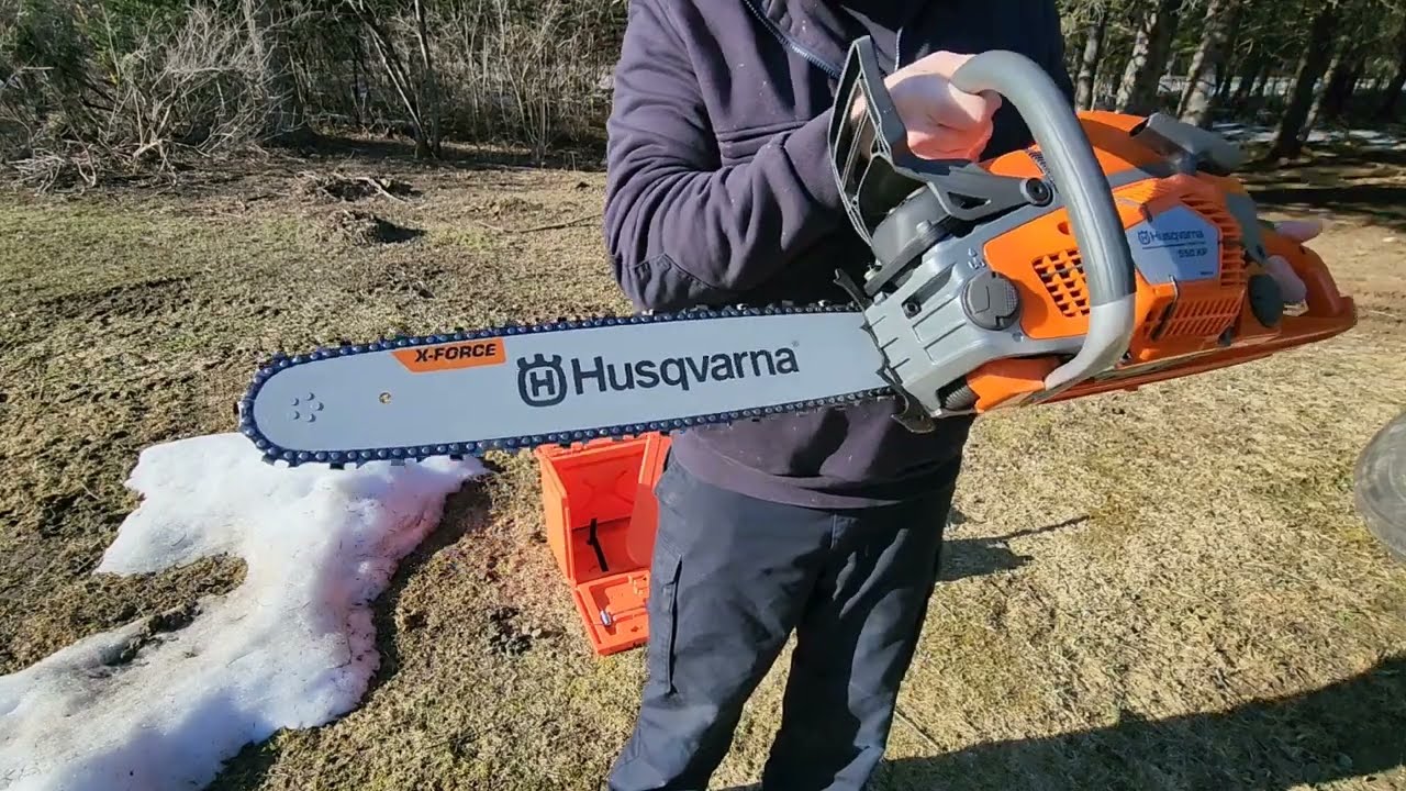 Husqvarna 550XP First Start. How Many Pulls Will It Take?