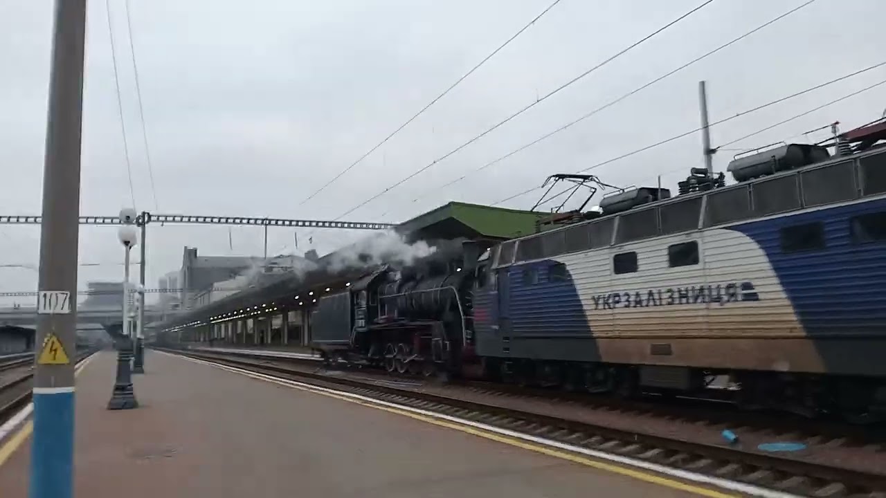 ЕЛЕКТРОТЯГ ЧС4-201 ТА ПАРОТЯГ ЕР-799-18 ДЕПО СНОВСЬК ДОДОМУ ТИФОН ГУДОК ЛОКОМОТИВИ