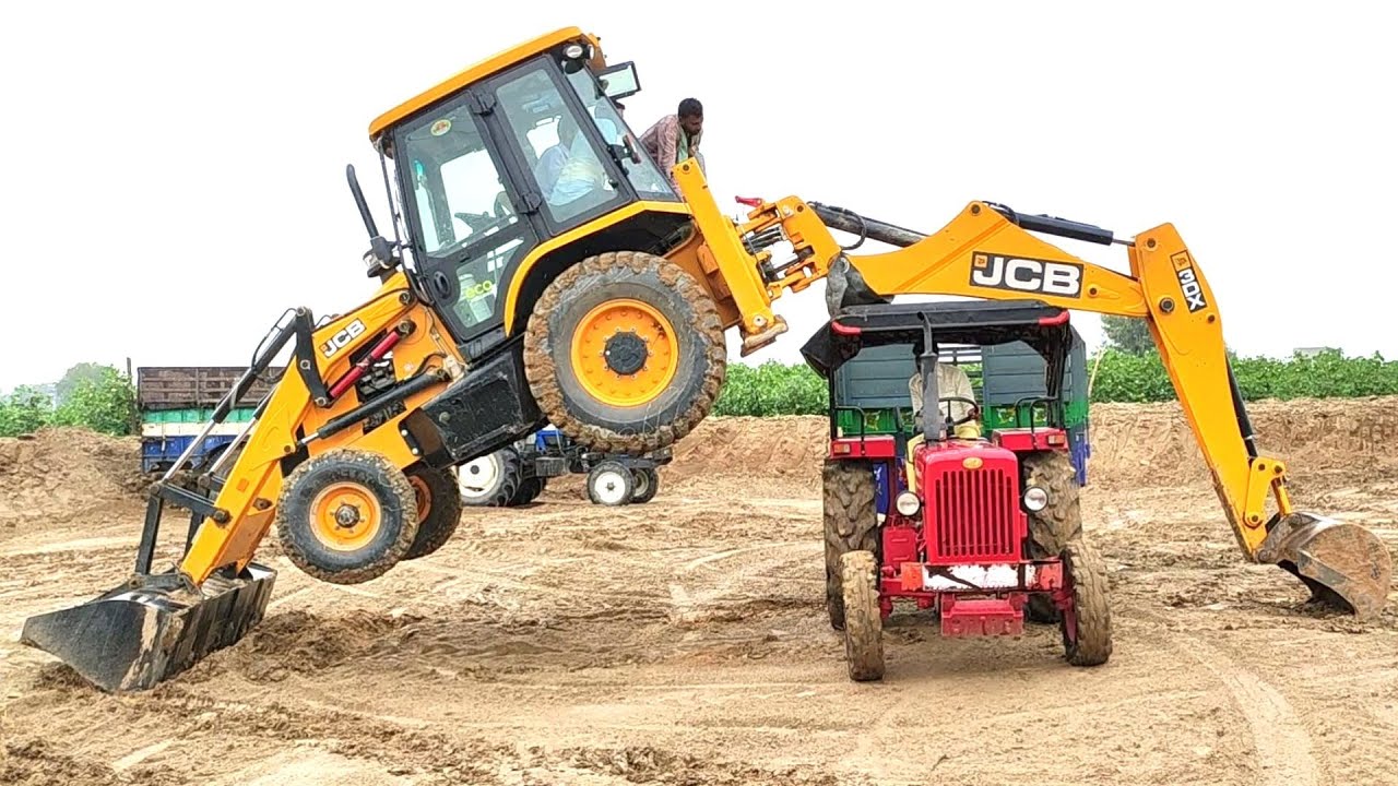 Desi Chora of village, gave a wonderful JCB to Mahindra 585 trolley danger driver stunt