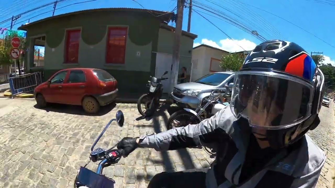 Triumph Speedmaster & Harley Breakout com a Equipinico. Rota Biker nº27: Pedra do Baú de