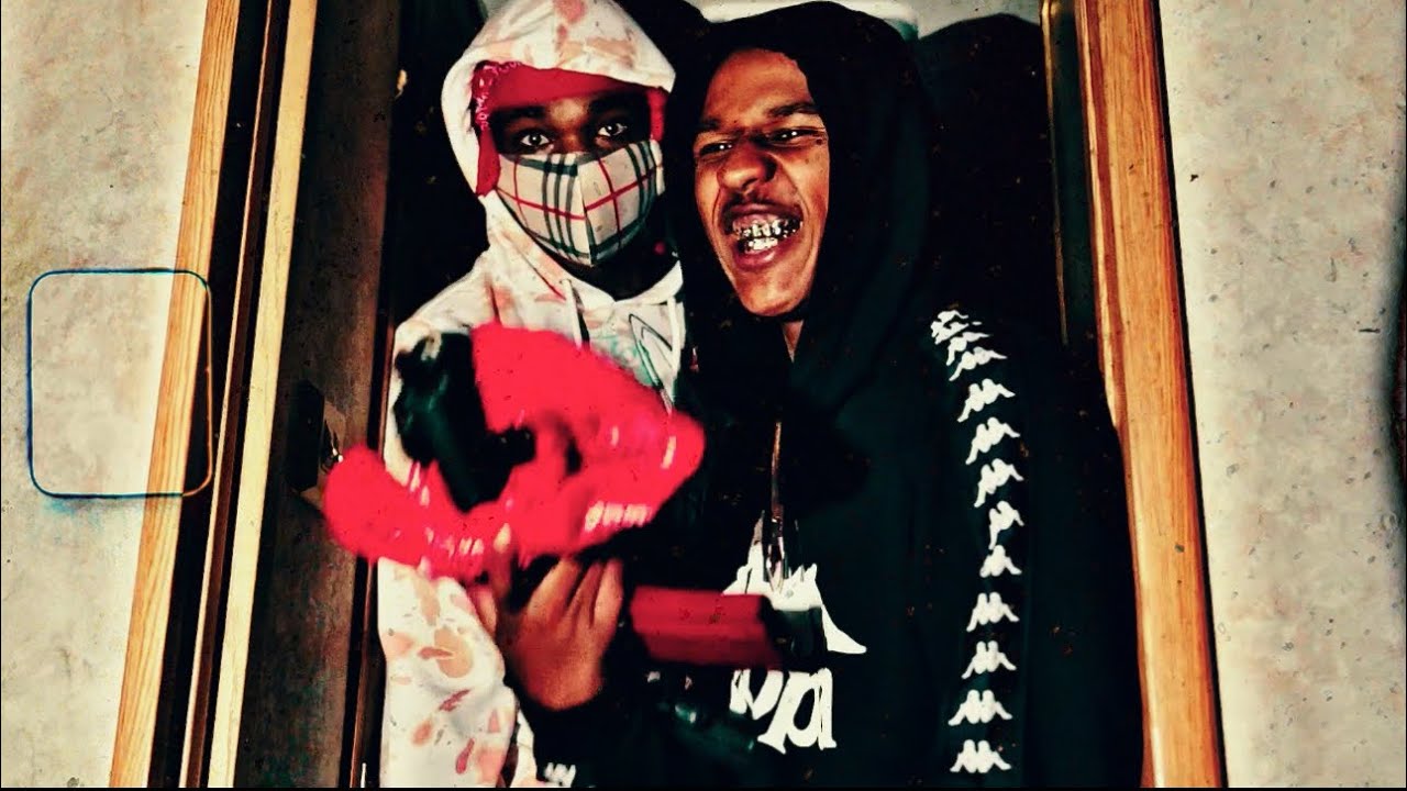 EBK Madmaxx - Nightingale N*ggas Janky (Official Music Video)