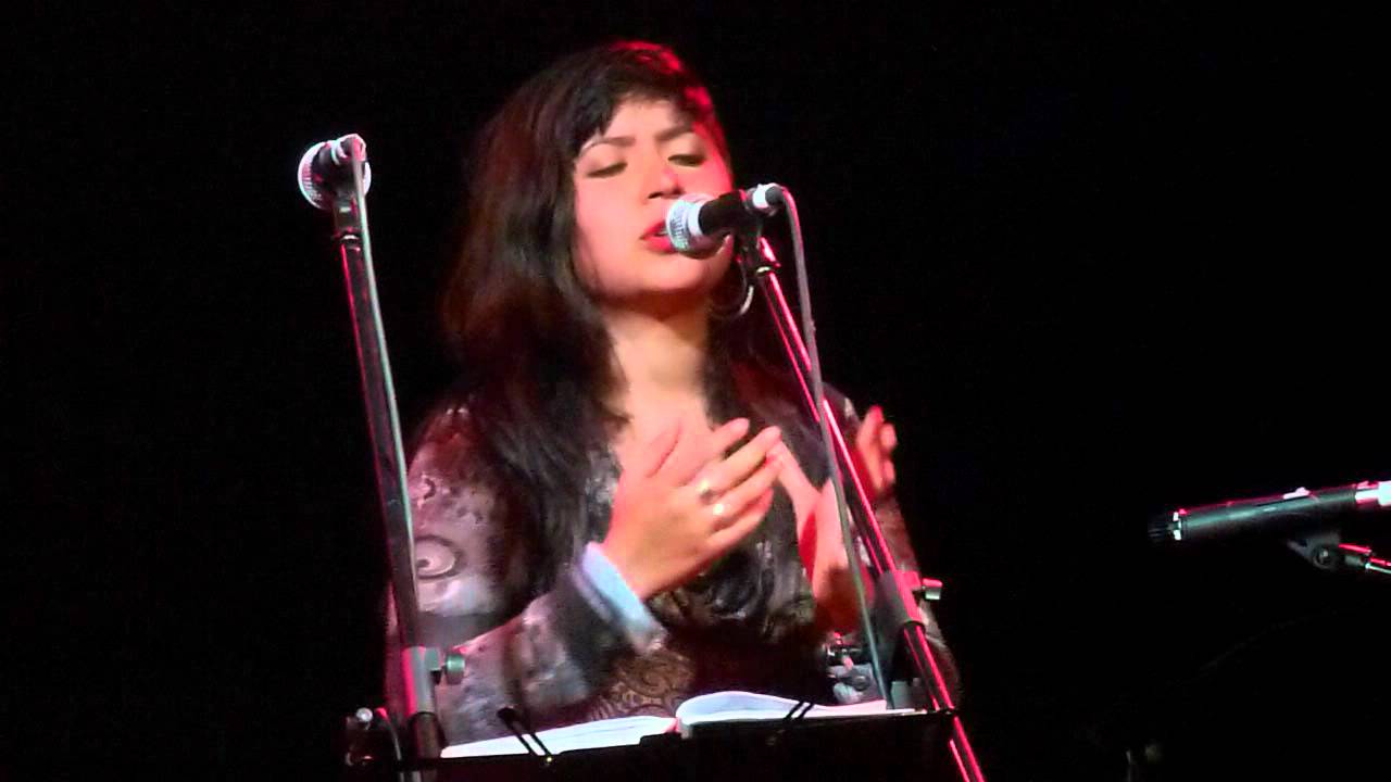 Nadia Larcher - Que He Sacado Con Quererte 19/08/12