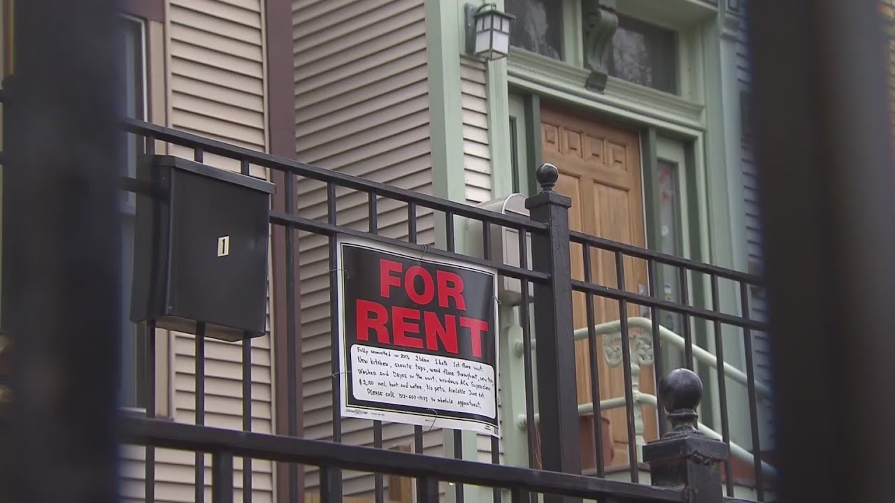Landlords struggle to pay their own bills as tenant don't make rent