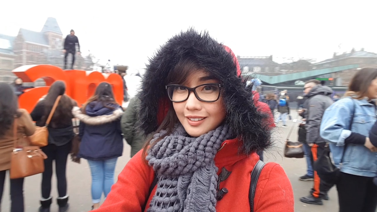 Amsterdam PS4 Horizon Zero Dawn Welcome Party - Alodia Vlog