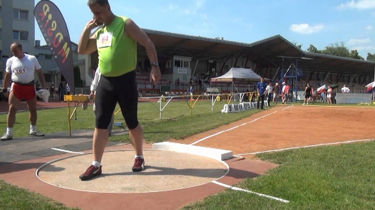 Konkurs Pchnięcia Kulą  na Mistrzostwach Weteranów LA 2012 w Białymstoku