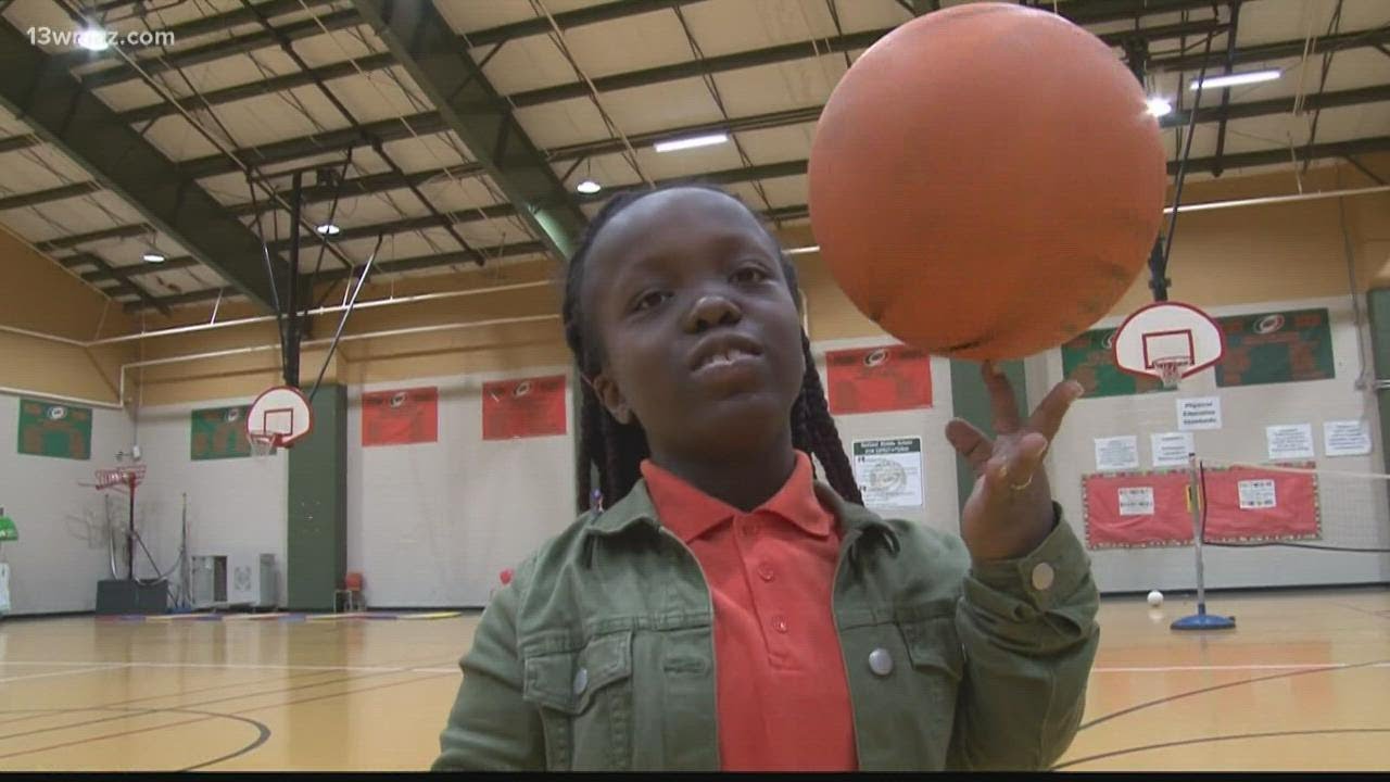 Rutland Middle School basketball player proves size doesn't matter as she pursues hoop dreams