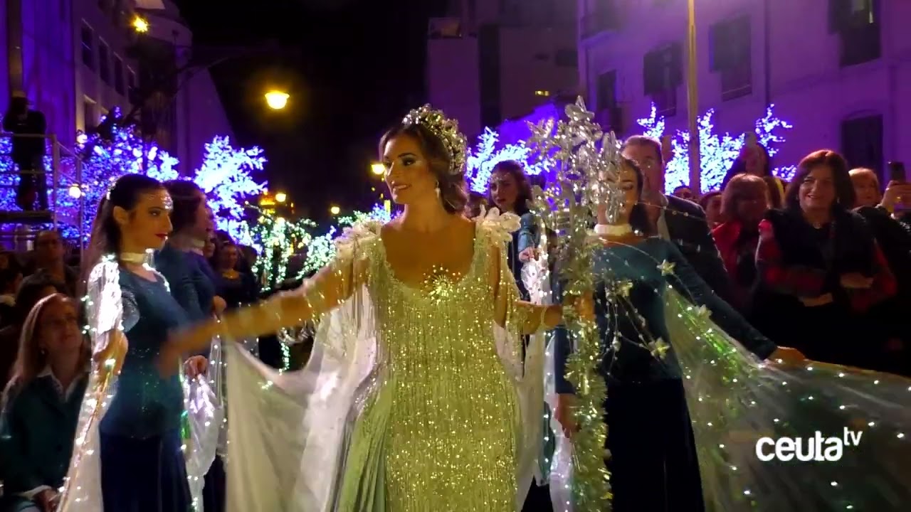 La vísita del Heraldo de SSMM Los Reyes Magos, en imágenes