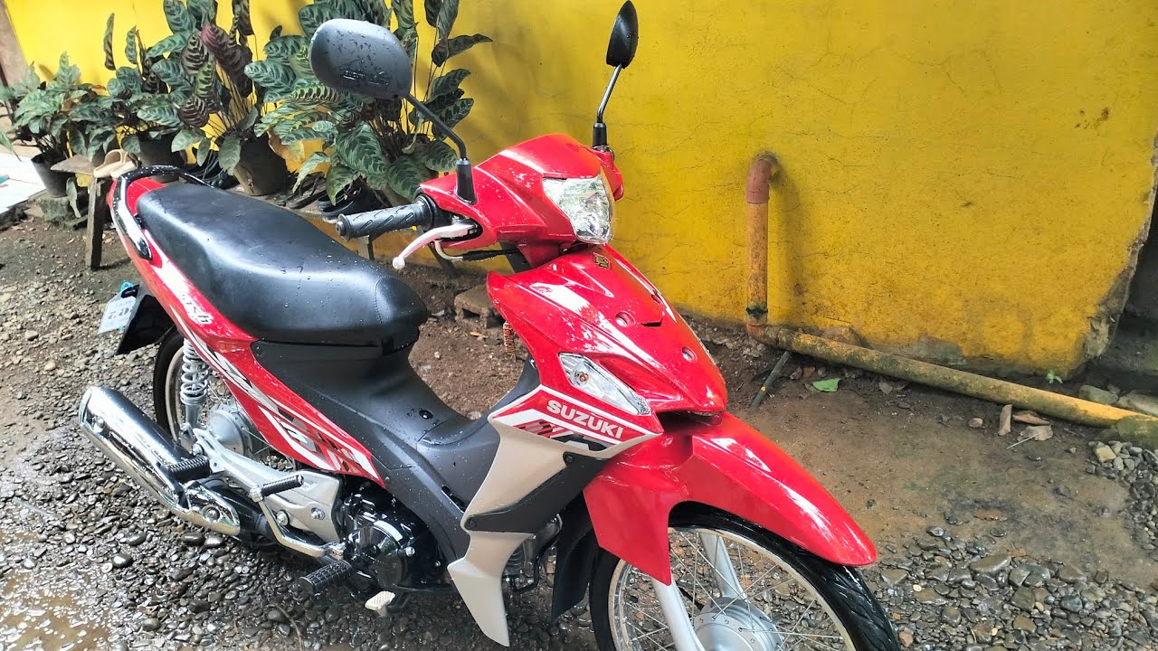 WASH MUNA NG MOTOR NATIN!! kaso may umutot n Pantot ang Baho!!