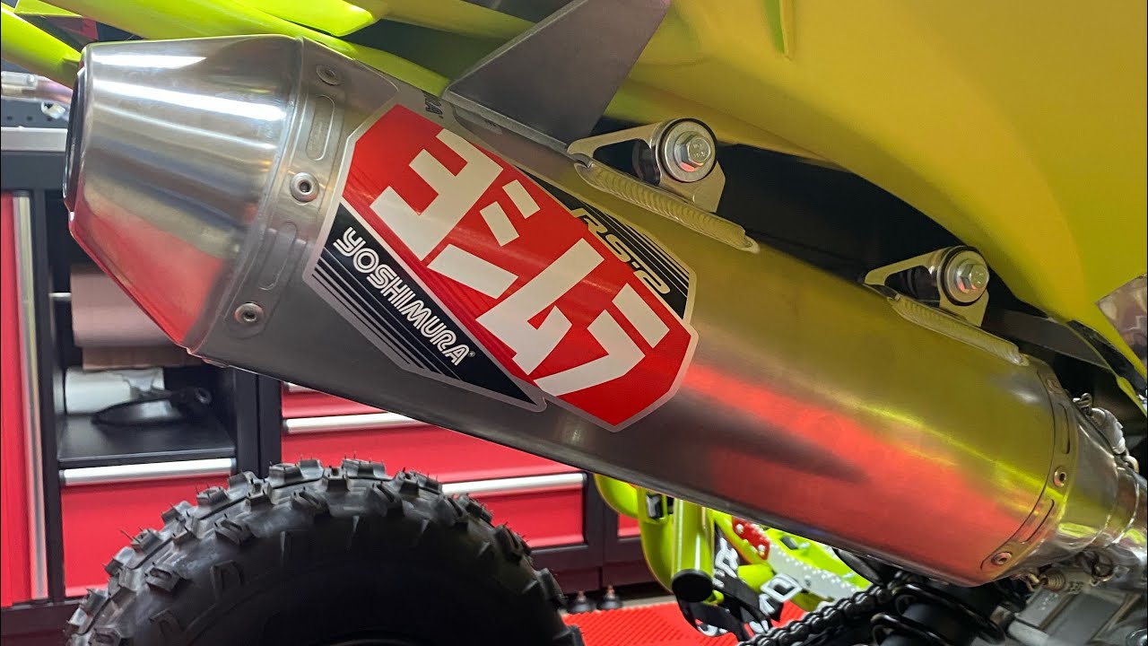 Installation d’une ligne Yoshimura RS-2 sur le 700 RAPTOR