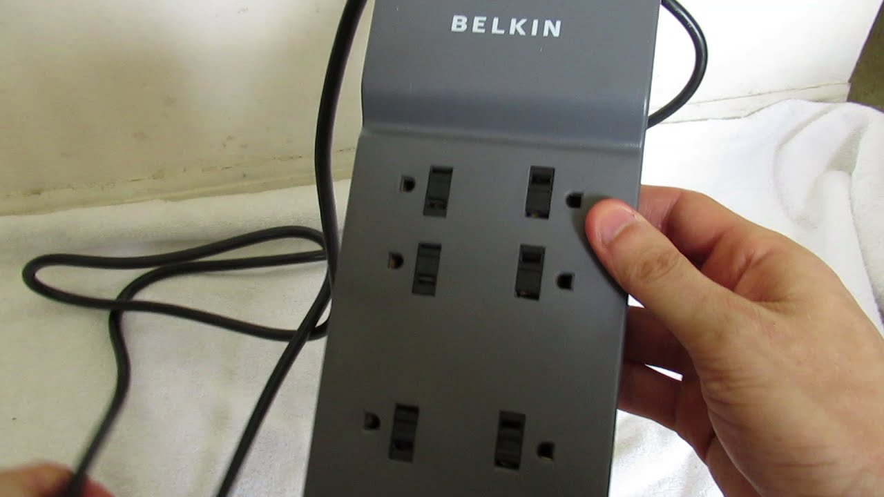 Unboxing - Belkin Multi-Outlet Surge Protector Power Strip (8 Outlets - 2,500 Joules)