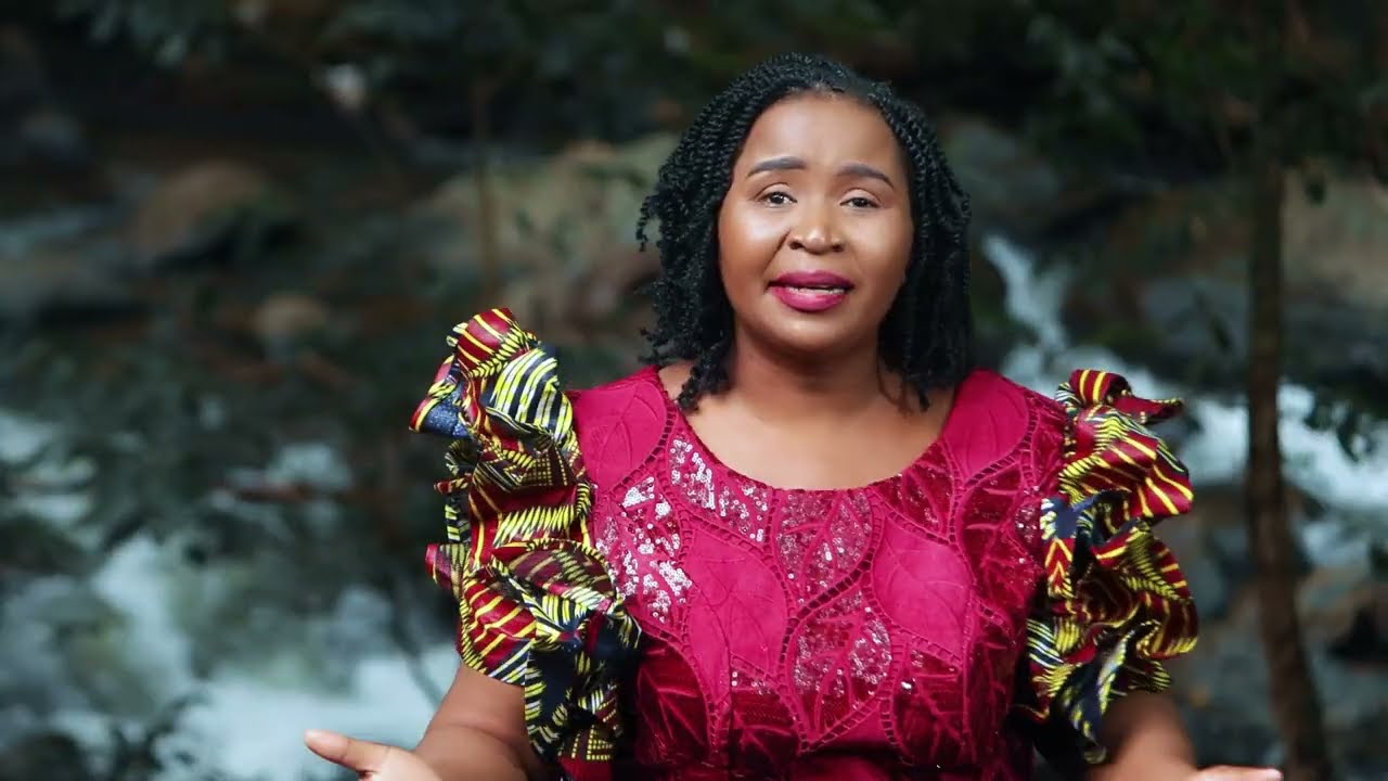 Tumaini Njole sehaba ft Yona Chilolo -  NAVUNJA KIBWETA ( official music video)