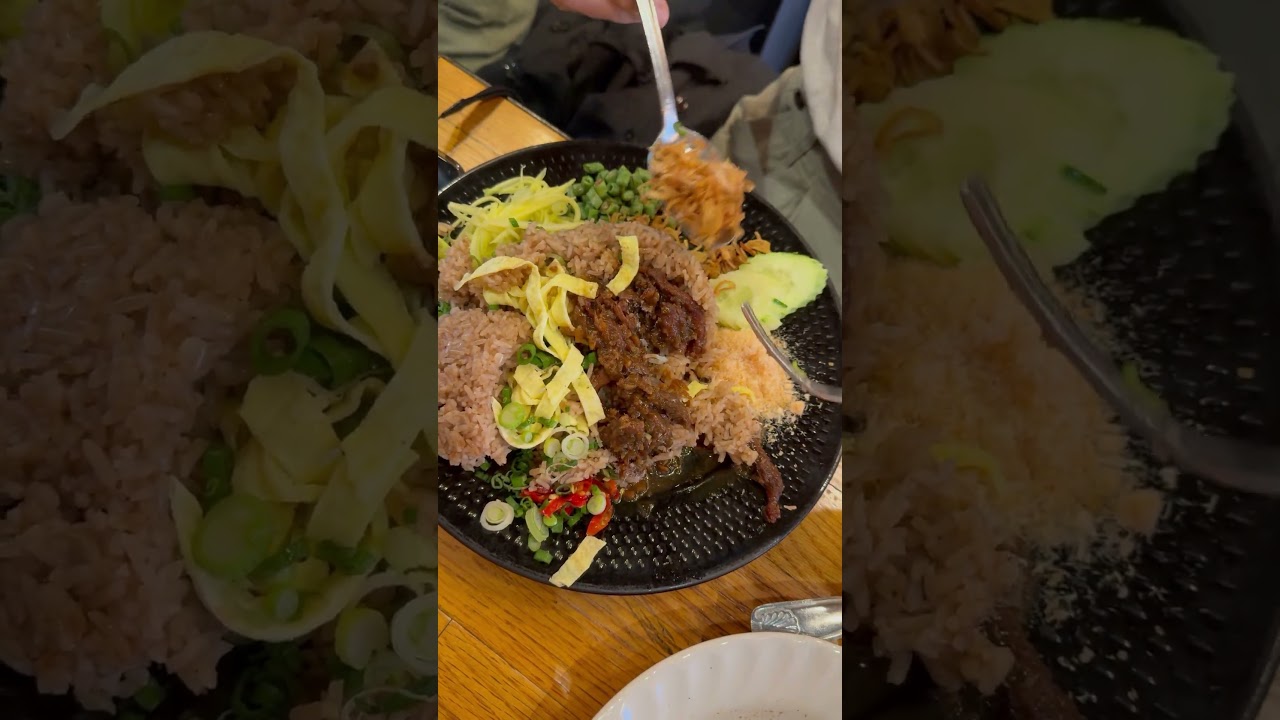 A Must Try Thai Dish (That is hard to find outside of Thailand) ข้าวคลุกกะปิ