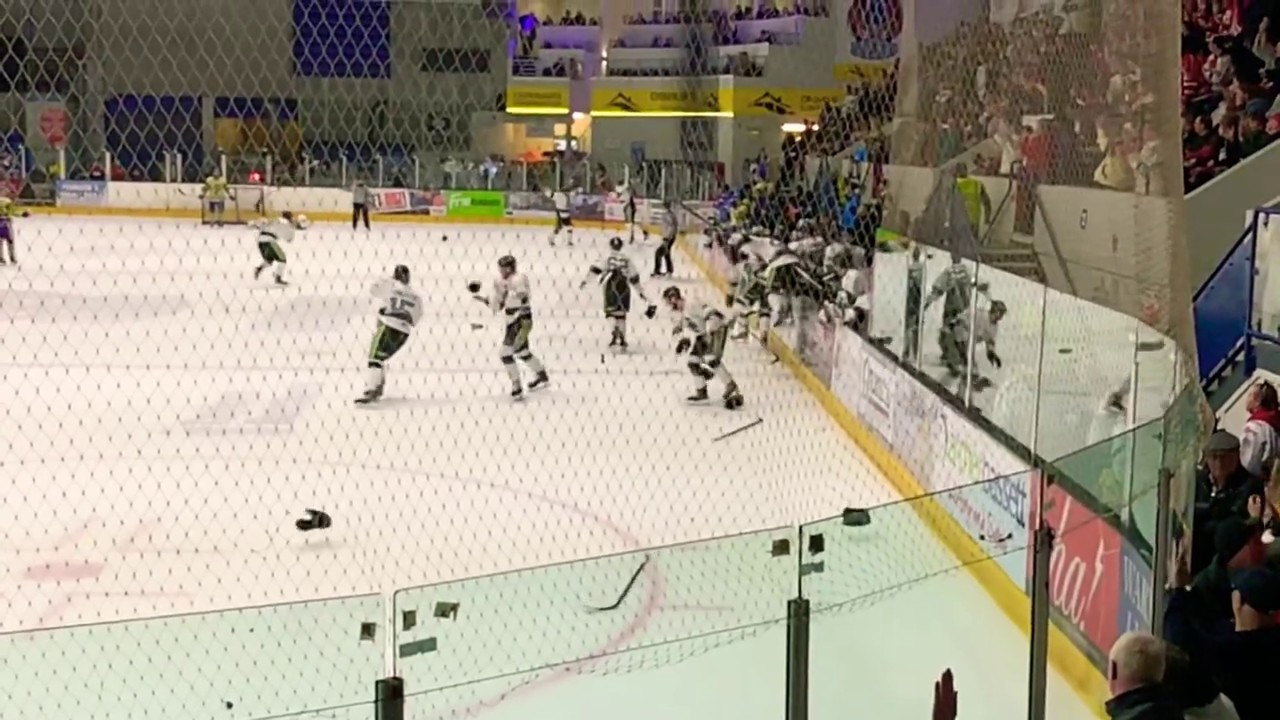 Hull Pirates win NIHL 1 playoffs, April 2019 (Slow Motion)