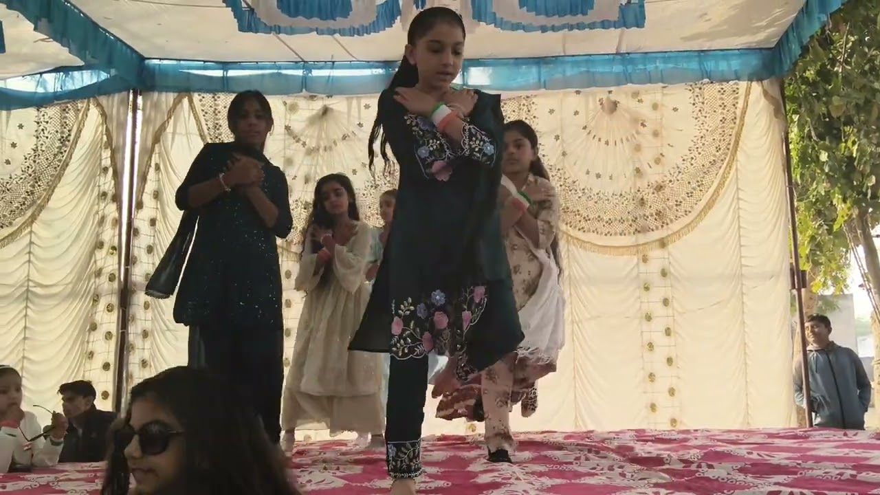 aan desh ki shan desh ki by std 6 girls