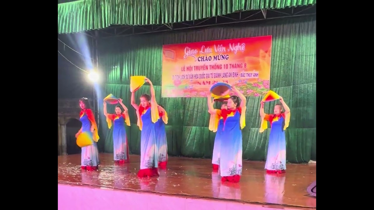 MÚA HƯNG YÊN QUÊ TÔI (BÀI HÁT MỚI SAU SÁP NHẬP THÁI BÌNH VÀ HƯNG YÊN)DO CÁC CÔ GÁI THUỴ VĂN THỂ HIỆN