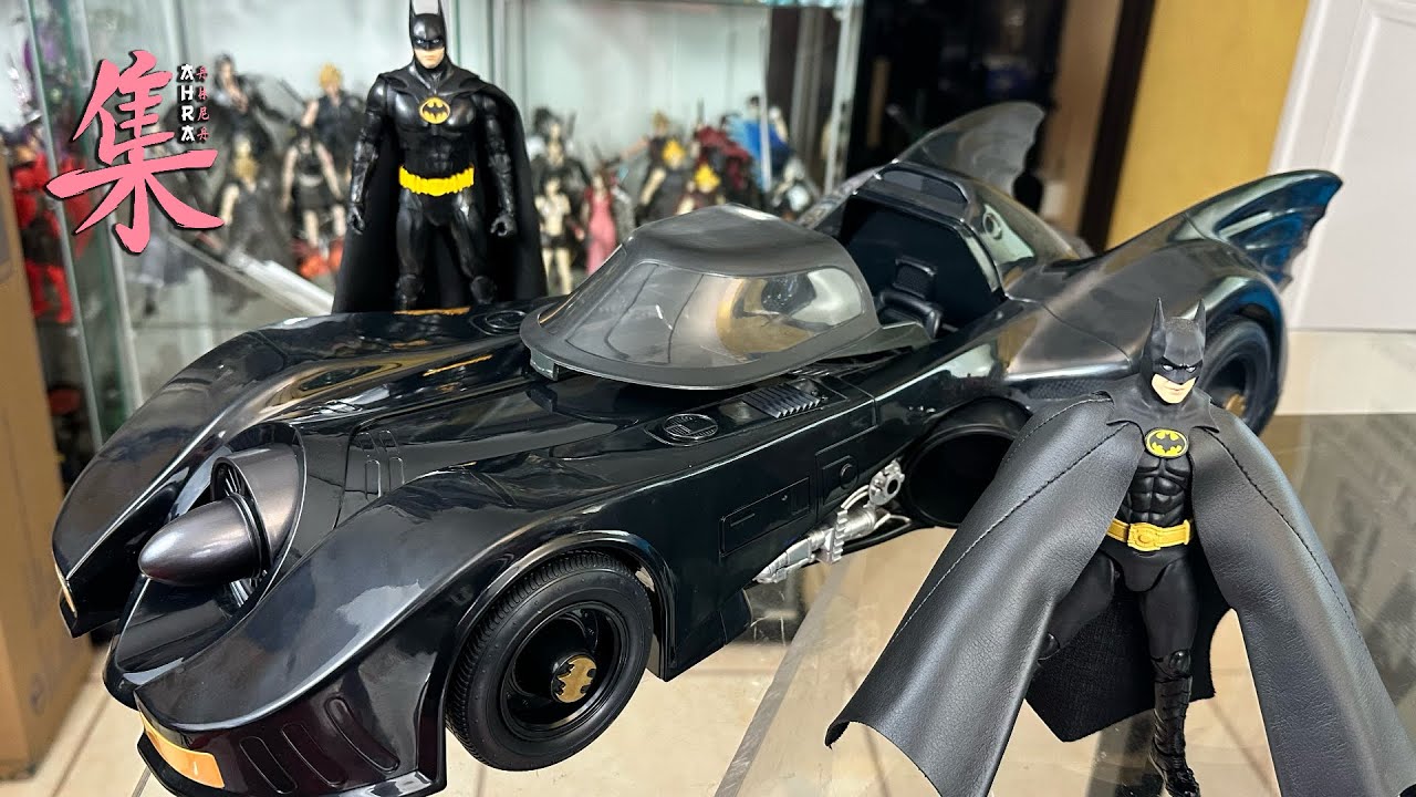 LA MIA HA IL TETTUCCIO NERO?! - Mcfarlane Toys Batmobile Batman 1989 Keaton The Flash Dc Multiverse