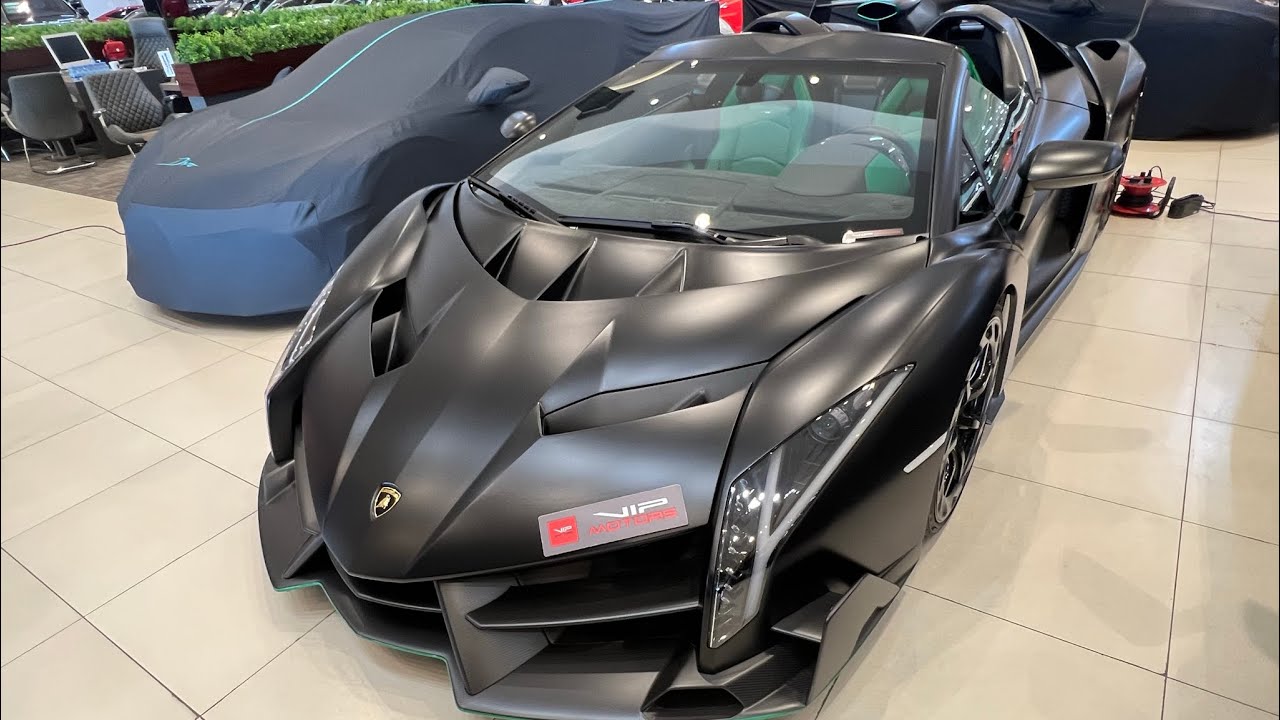 Dream vacation in Dubaï, Abu Dhabi Supercars/Hypercars around the city! 