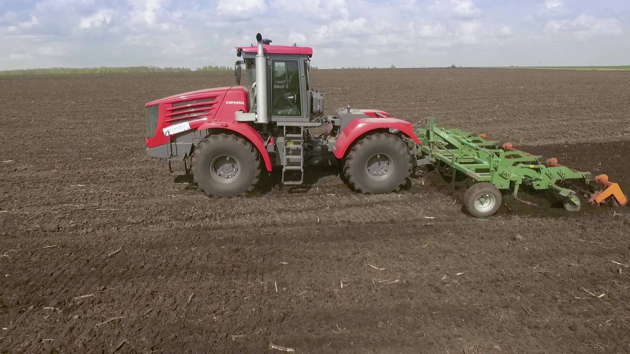 Кировец К-744 Р1 с культиватором AMAZONE Peg 6000k