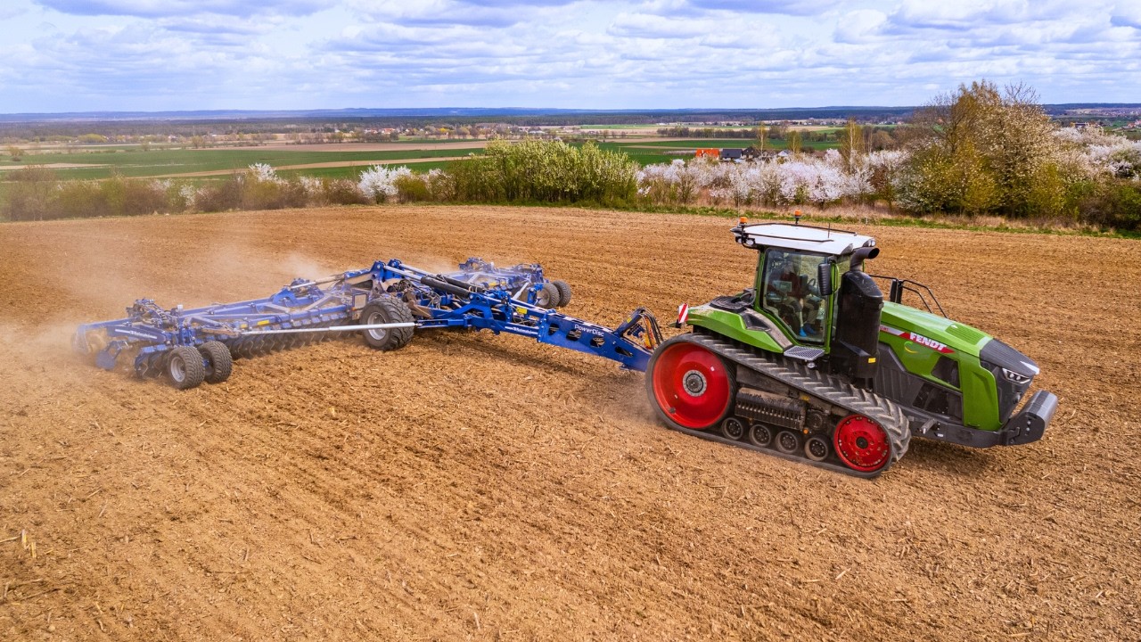 PowerDisc U665 disc harrow – pure performance for large-scale fields.
