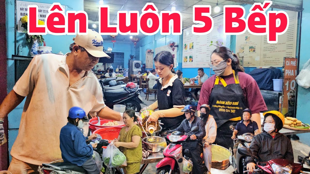 Khách Ăn Bánh Xèo Quá Đông Tiếp Tục Lên 5 Chảo Rực Lửa