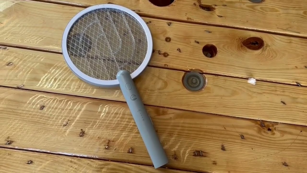 Electric Fly Swatter Racket, Mosiller 4000V 2 in 1 Bug Zapper with USB Rechargeable Base Review