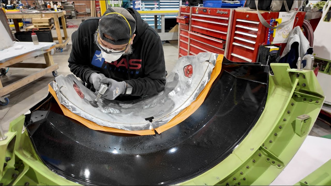 Thrust Reverser Door Repair: Challenger 300/350 | DAS Aviation