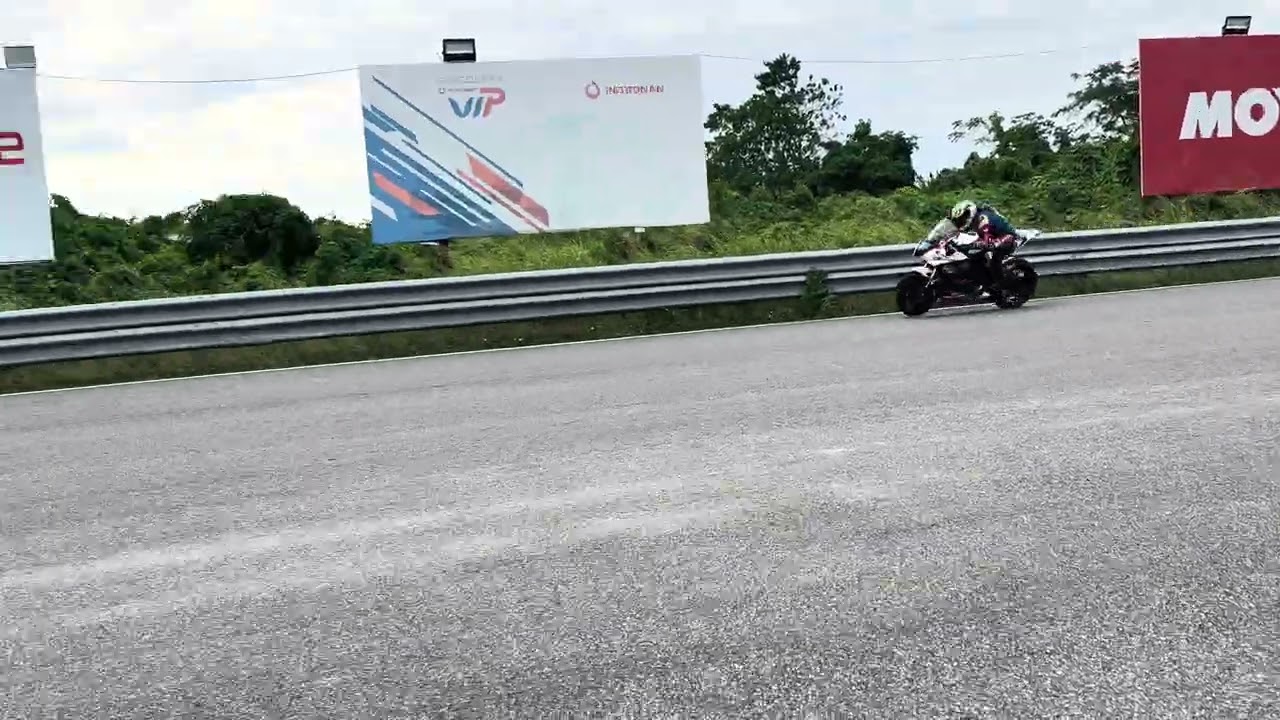 Last corner in a. R6 