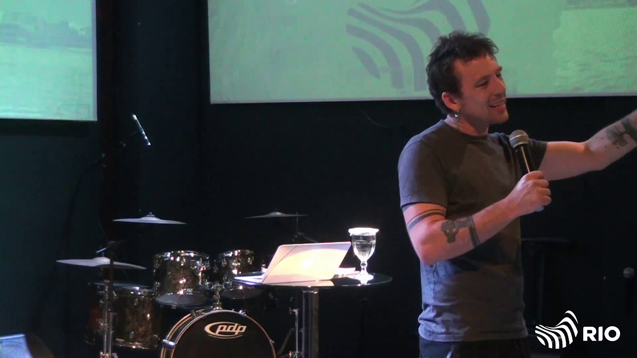 Alcançando a Cultura jovem global - Luke Greenwood