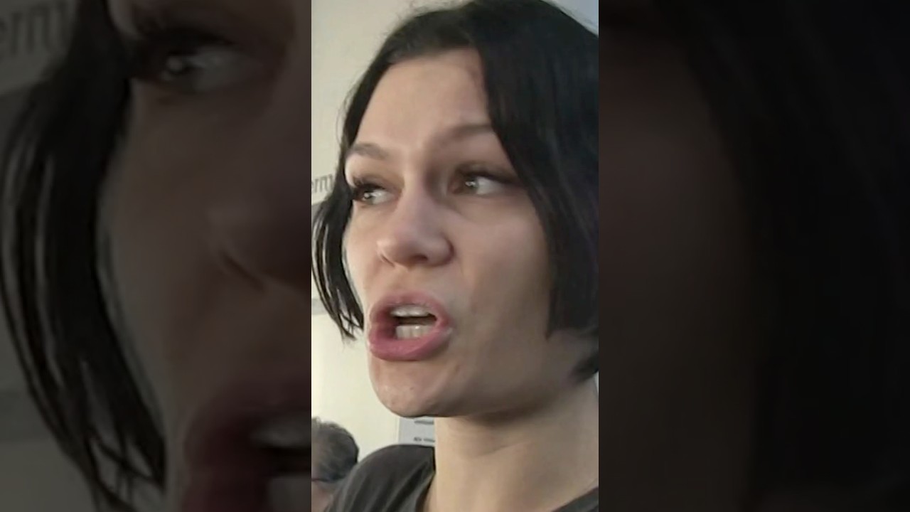 Something Is Seriously WRONG With Jessie J