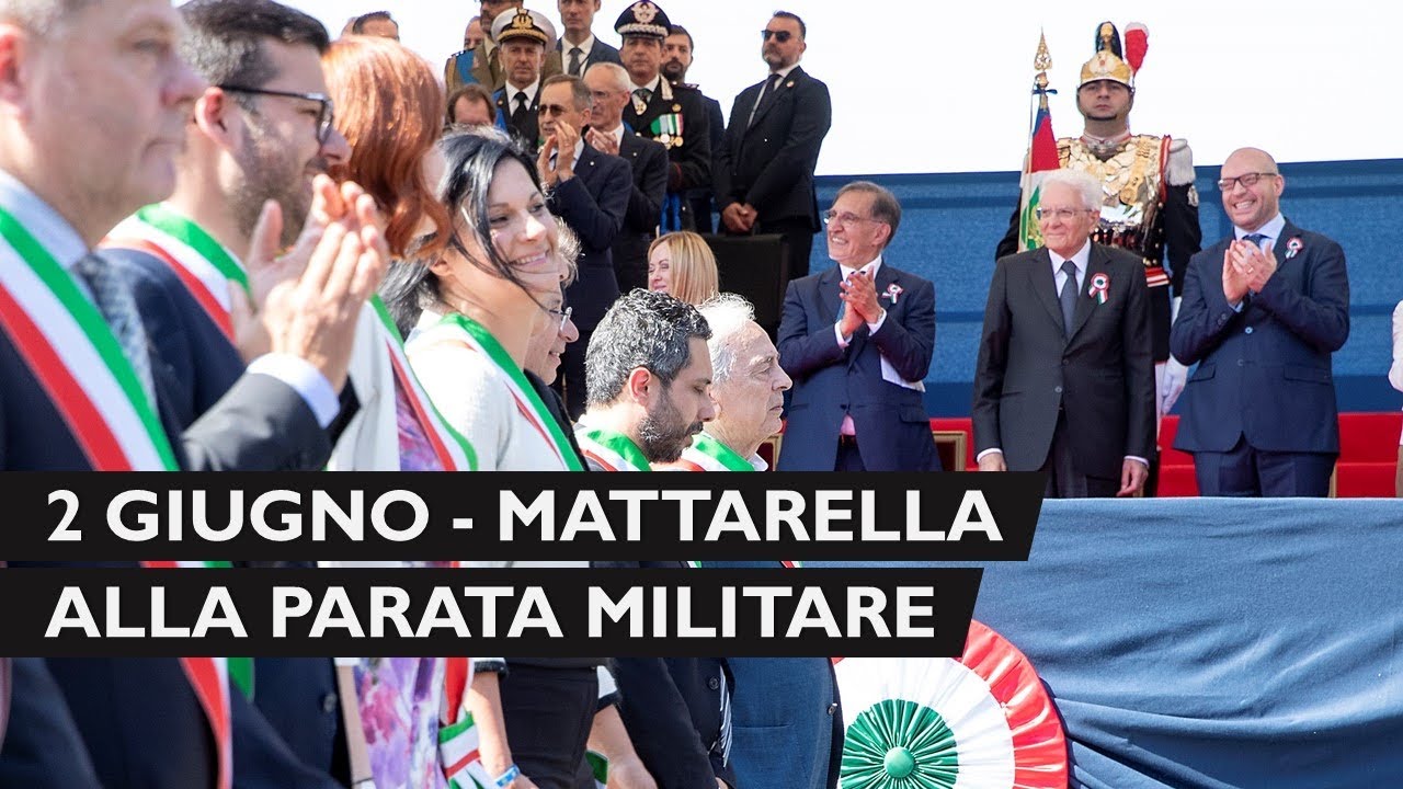 Mattarella alla parata militare