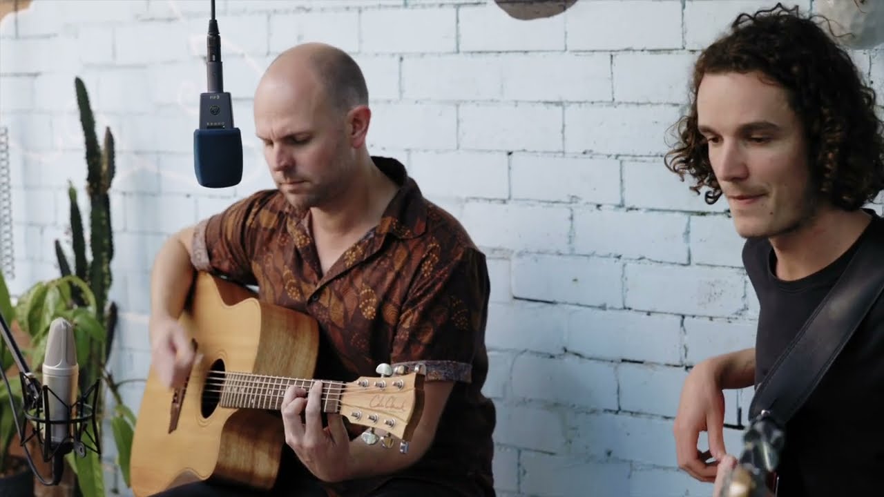 'Wandering Boy' by Dave Wells - Filmed live by Killah Whale Duets