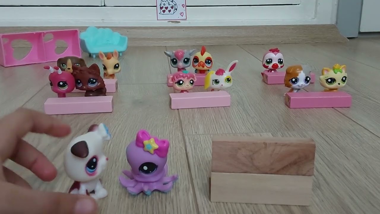 Minişler okulda. 😍