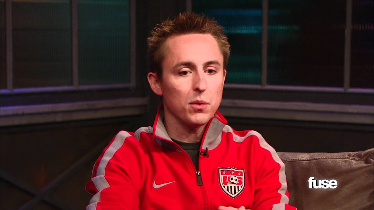 Yellowcard Worked Odd Jobs During Their Breakup - Hoppus On Music
