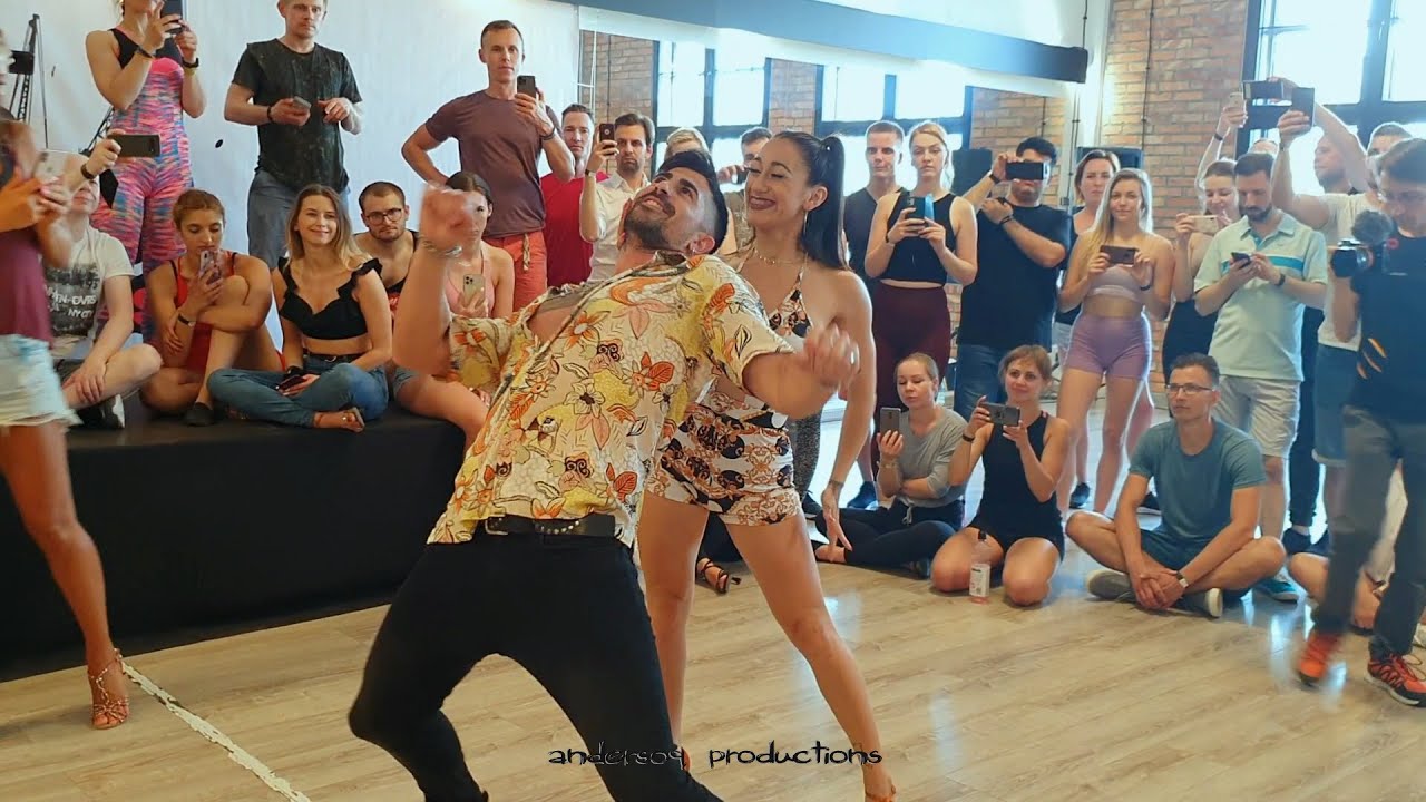 Rauw Alejandro - Todo de Ti (Bachata Remix DJC) | Kike y Nahir @ 3CSEX 2021