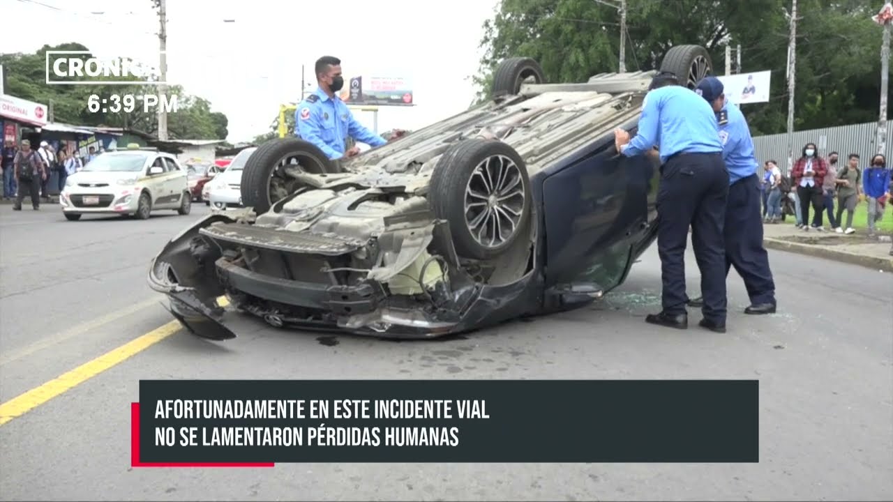Imprudencia al volante provoca vuelco en Managua - Nicaragua