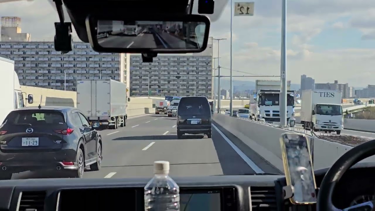 Klook Rented Van Brought Us To Kansai Airport #klook #klooktravel #carrental #osaka #kansaiairport