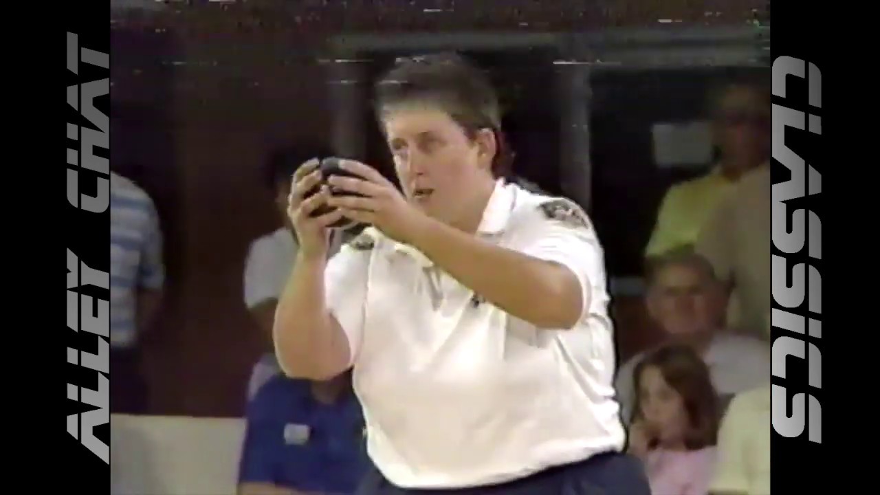 Alley Chat Classics - Channel 5 - Janet Poch vs. Toni-Marie Baldinelli
