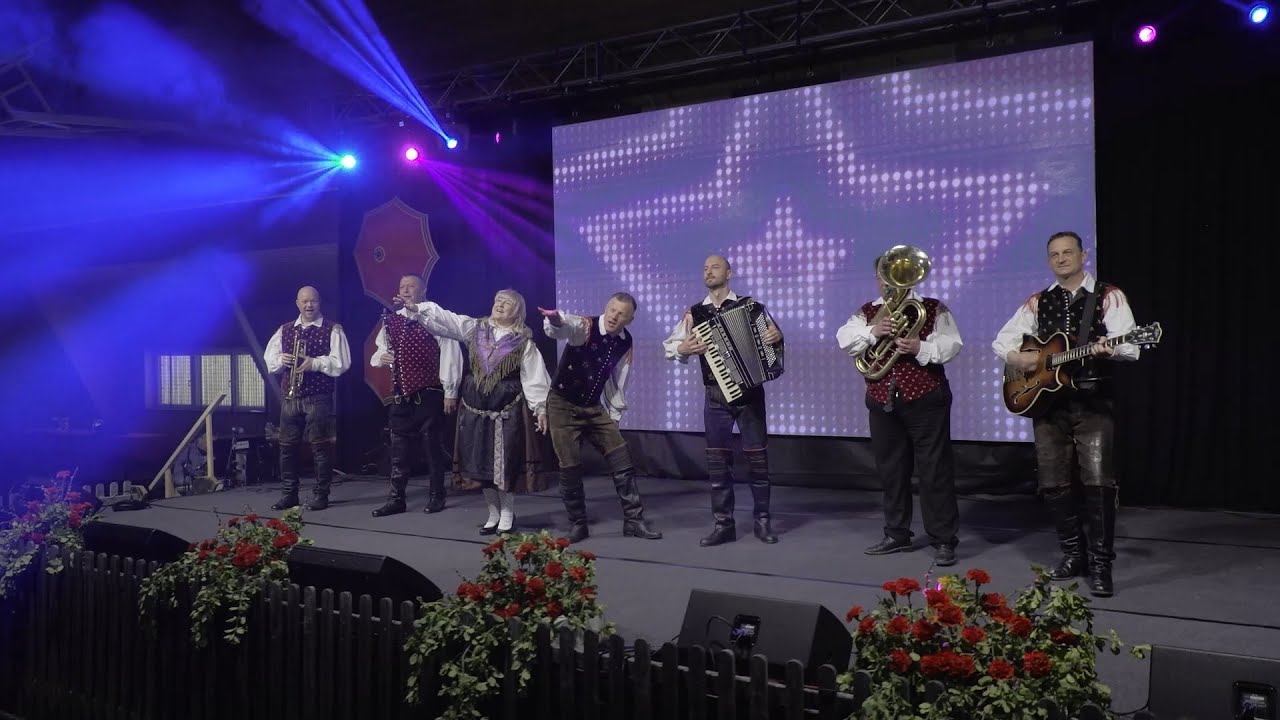 MUZIKA TI KRILA DA - Slovenski muzikantje / Oberkrainer Sextett