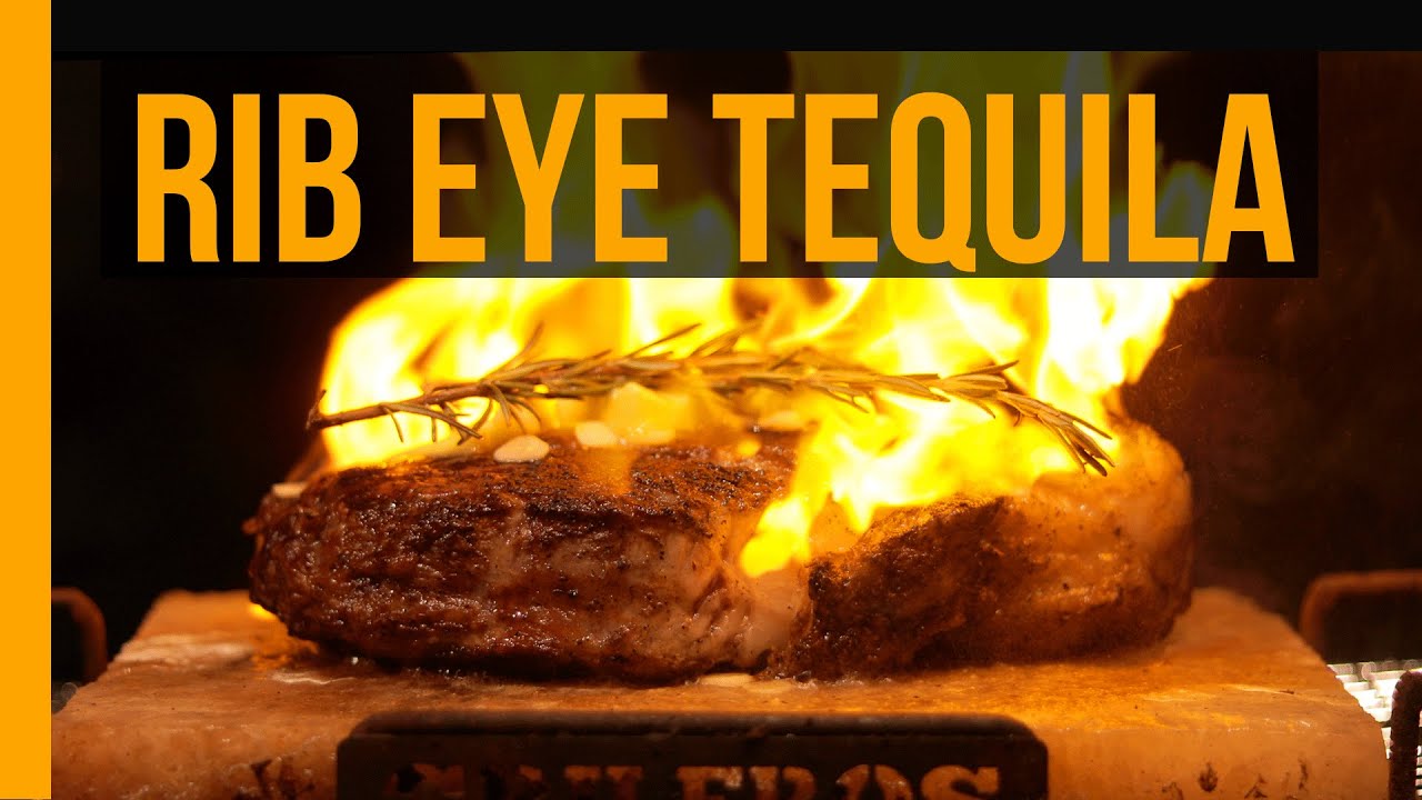 Rib Eye flameado con tequila en Bloque de Sal | Munchies Lab