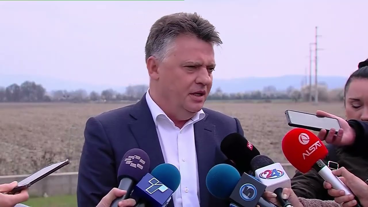 СДСМ: ВМРО не руши одвнатре