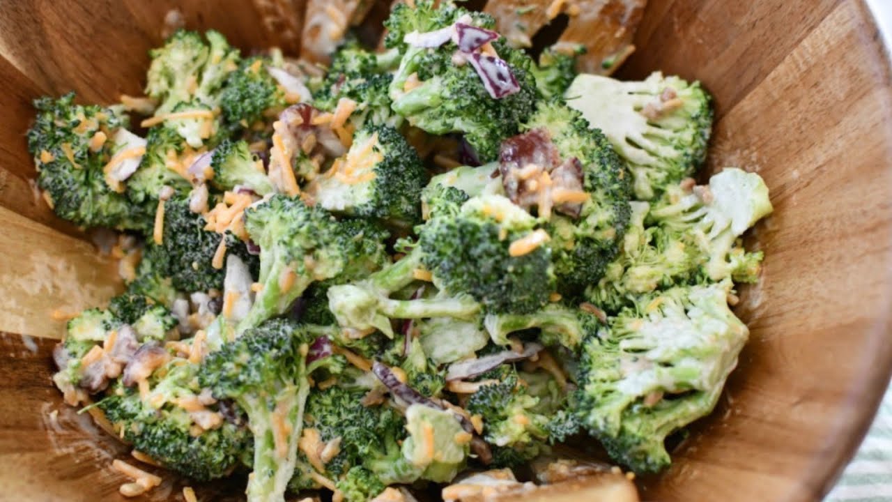 Keto Broccoli Bacon Salad - Addictive, Easy to Make, & Low-Carb!