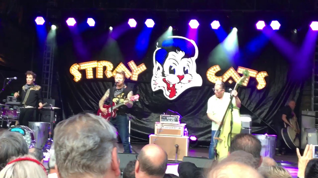 Stray Cats - (She&lsquo;s) Sexy & 17 - Stuttgart 9.7.2019