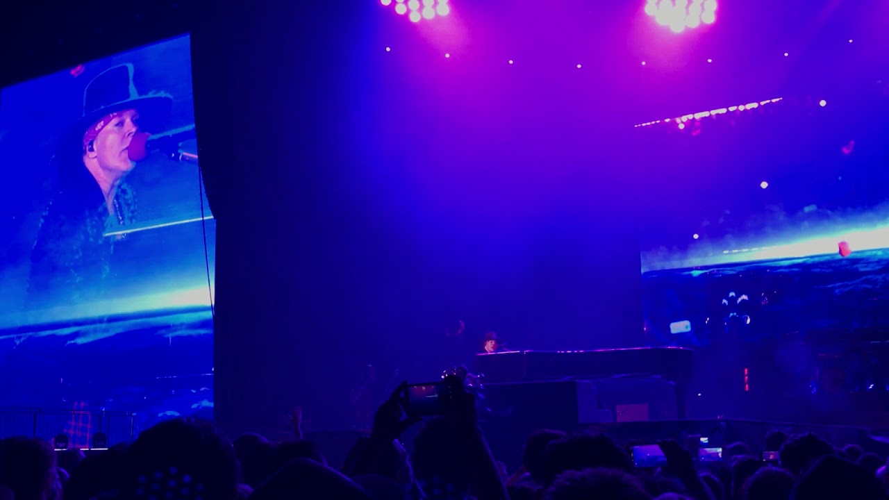 Gun's N' Roses - November Rain - Israel 2017