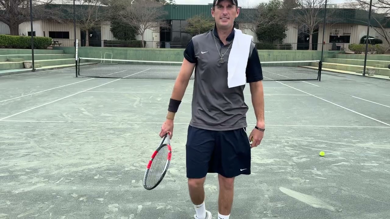 Playing a set vs former ATP tour player from 🇨🇱🇨🇱, 2 days in a row and somehow keeps getting harder…